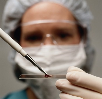 ���t����